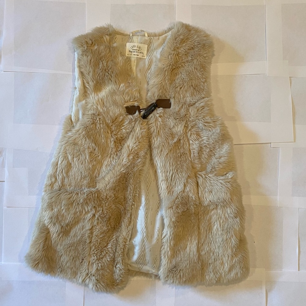 Fur vest